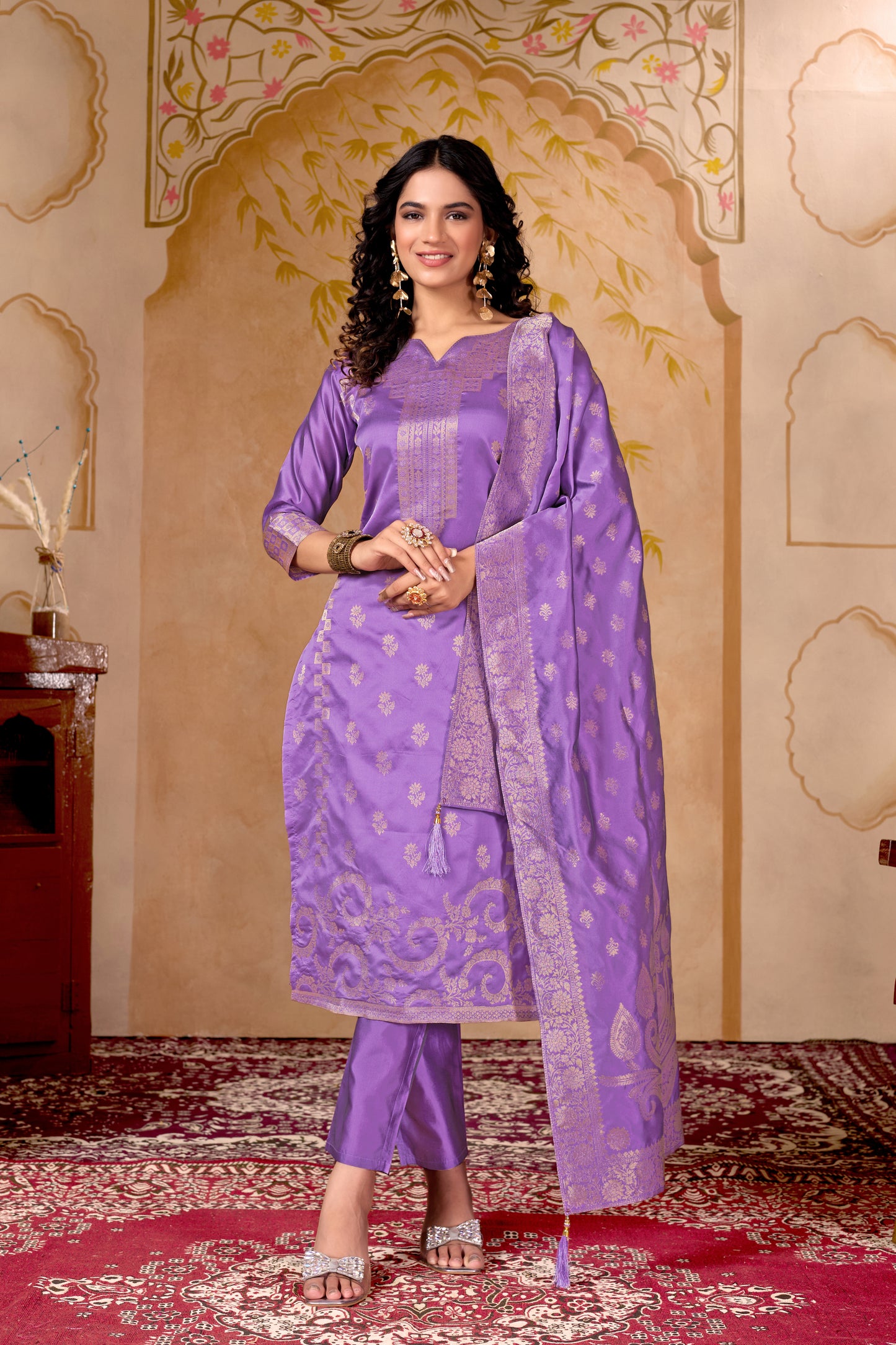 Banarasi Lavender Silk Jacquard Kurta Set with Dupatta