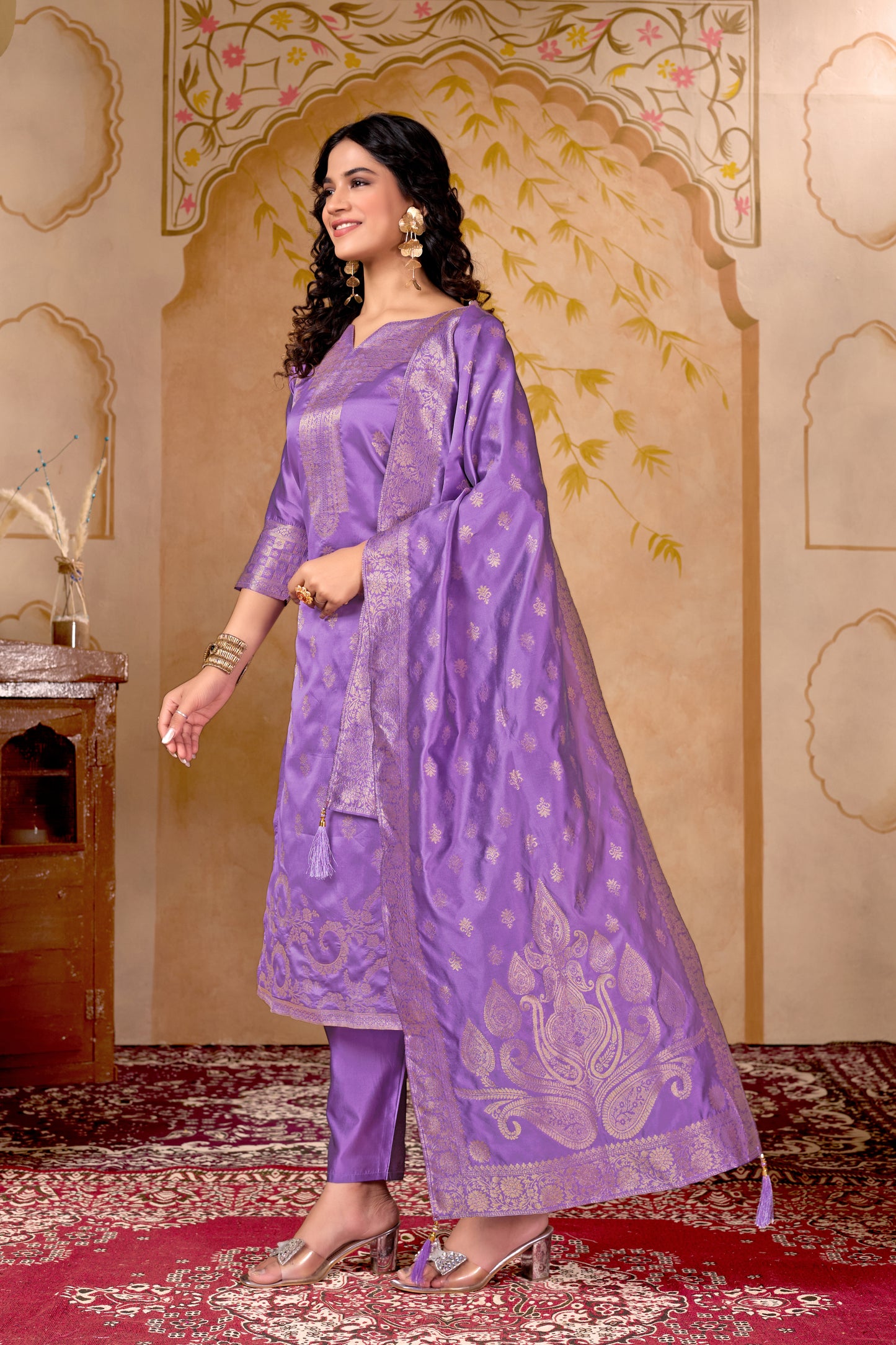 Banarasi Lavender Silk Jacquard Kurta Set with Dupatta