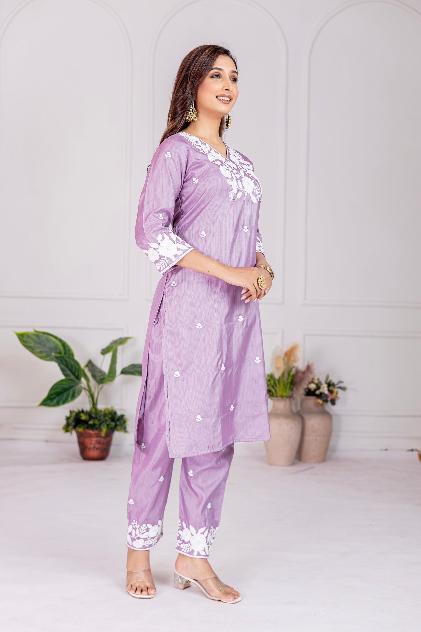 Stylish Lavender Floral Embroidered Kurta Pant Set