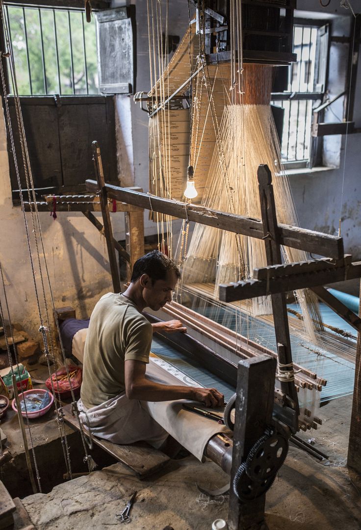 History of Indian rich tradition cloth “saree”