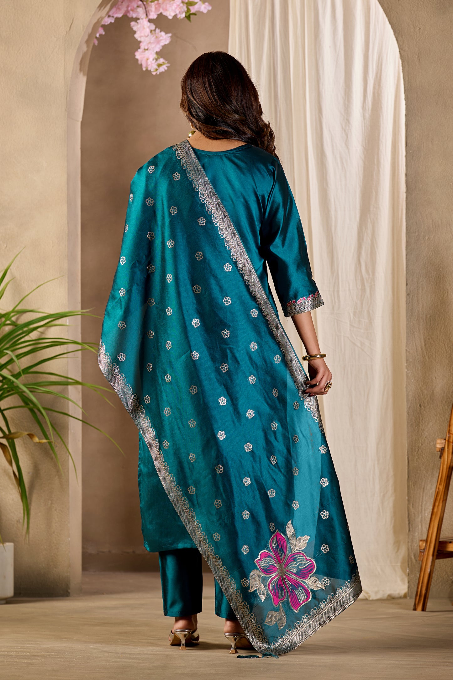 Traditional Women's Rama Straight Kurta Set | Ethnic Suit with Pant & Dupatta