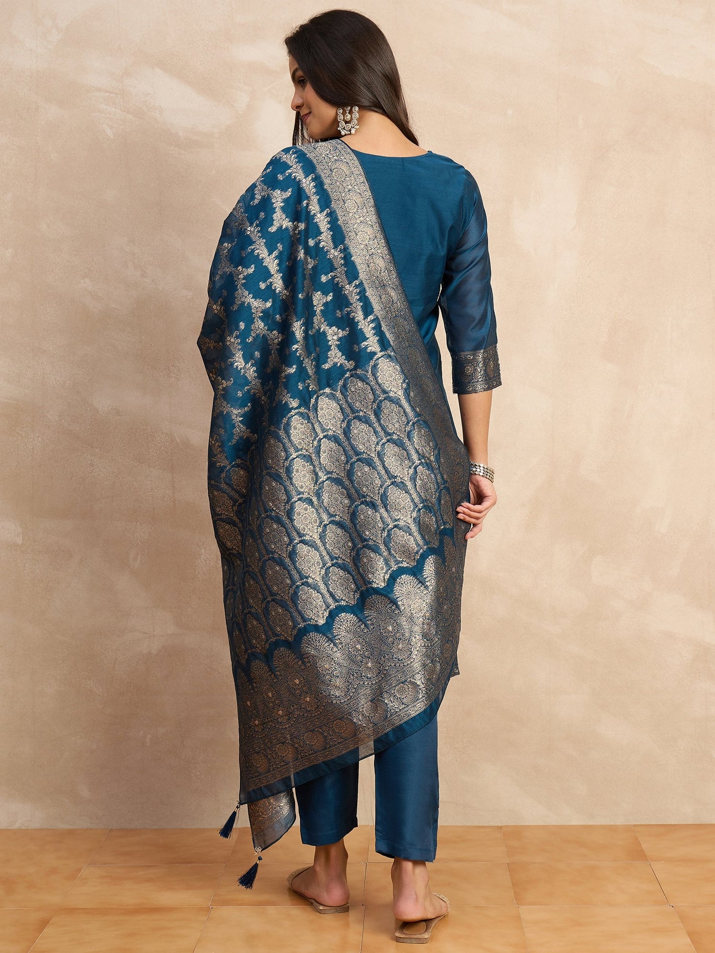 Women’s Teal Blue Embroidered Kurta Pant Set with Jacquard Dupatta