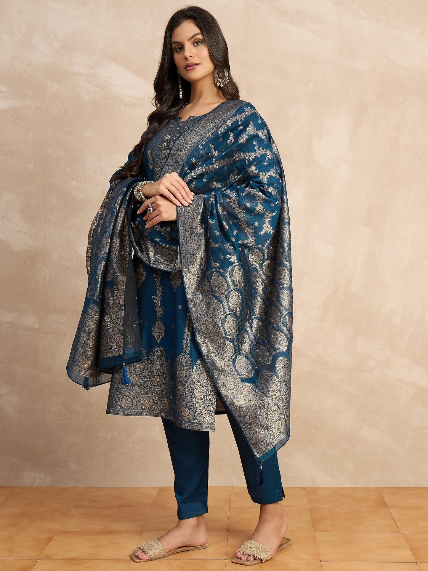 Women’s Teal Blue Embroidered Kurta Pant Set with Jacquard Dupatta