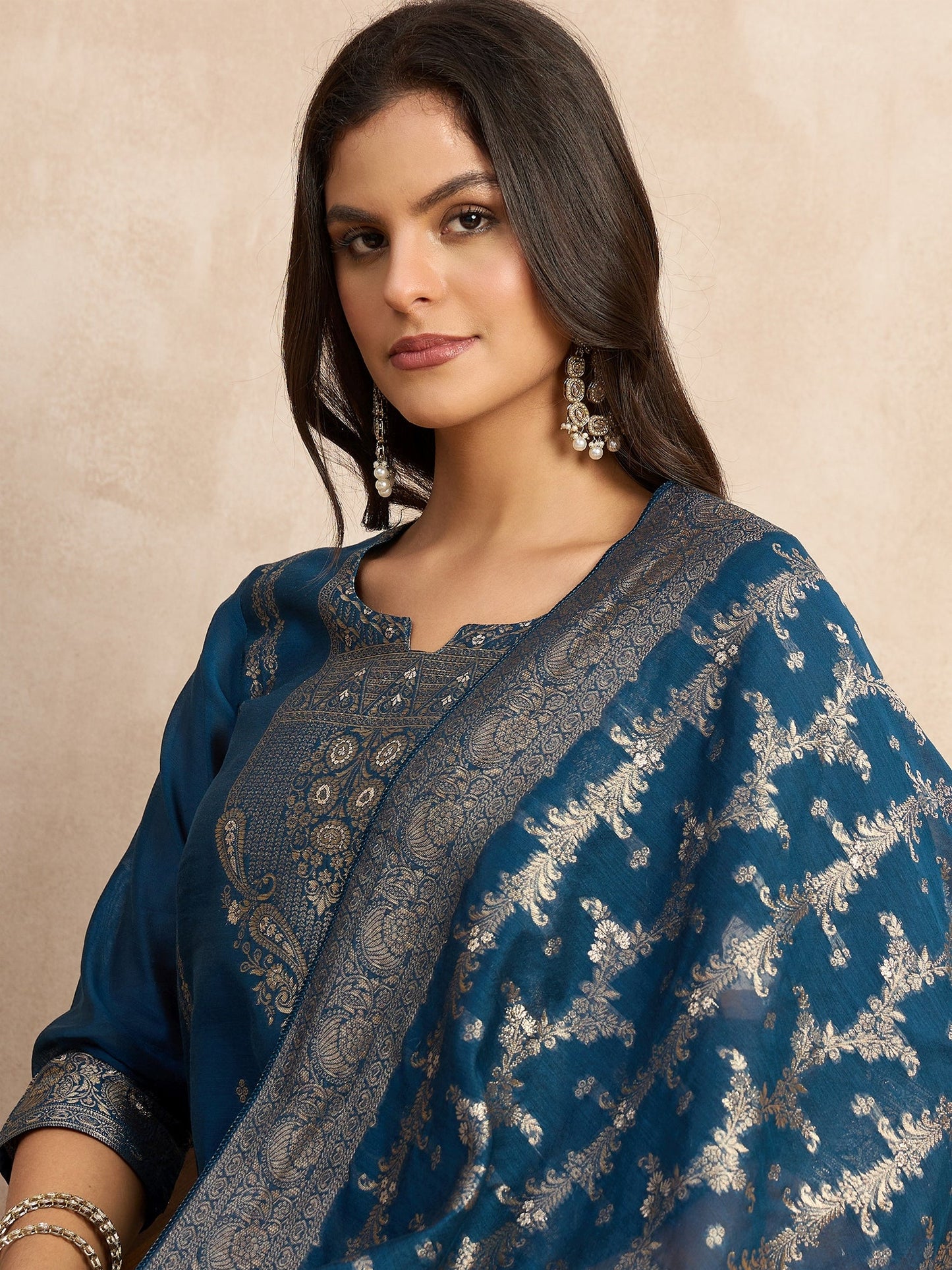 Women’s Teal Blue Embroidered Kurta Pant Set with Jacquard Dupatta