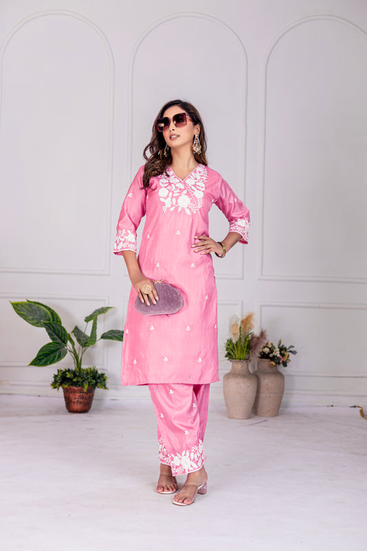 Stylish Pink Floral Embroidered Kurta Pant Set