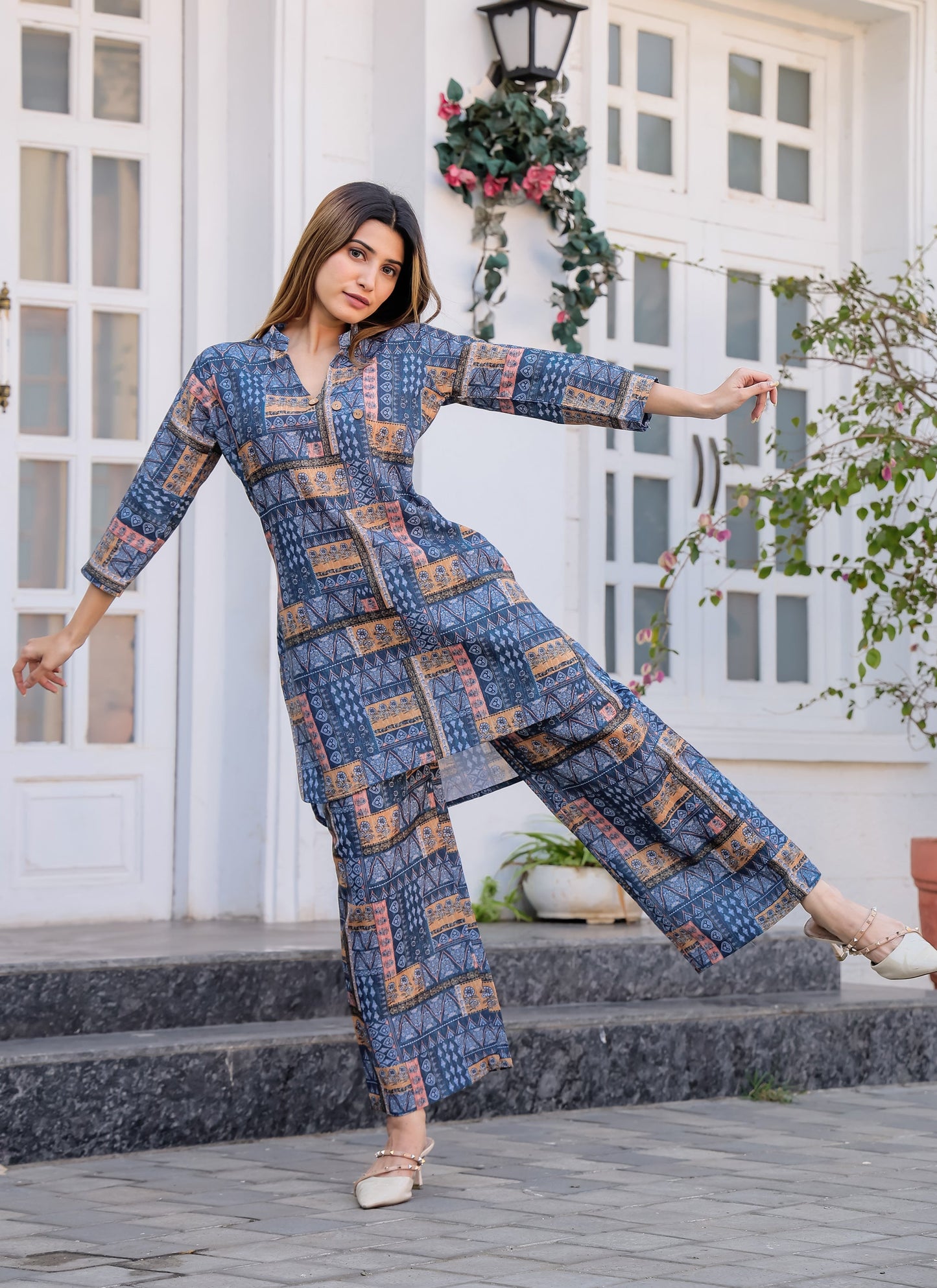 Stylish Blue Ethnic Printed Co-ord Set